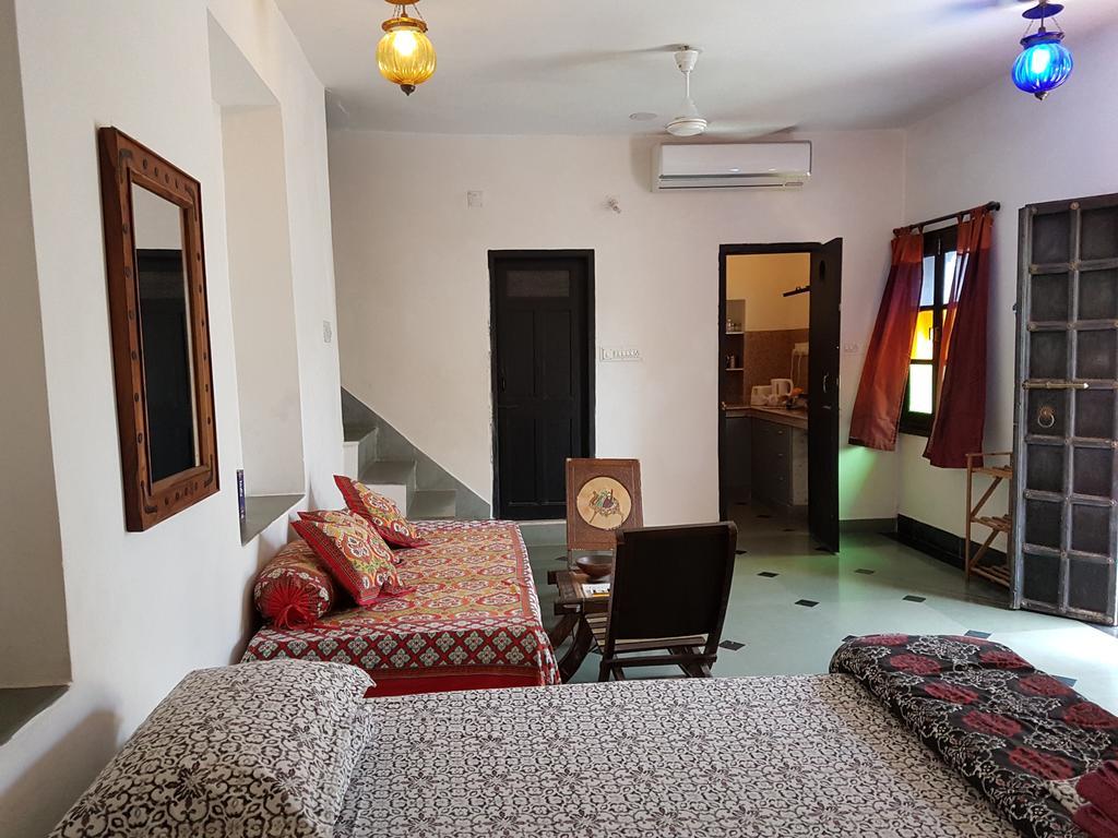Silver Moon Haveli Удайпур Екстериор снимка